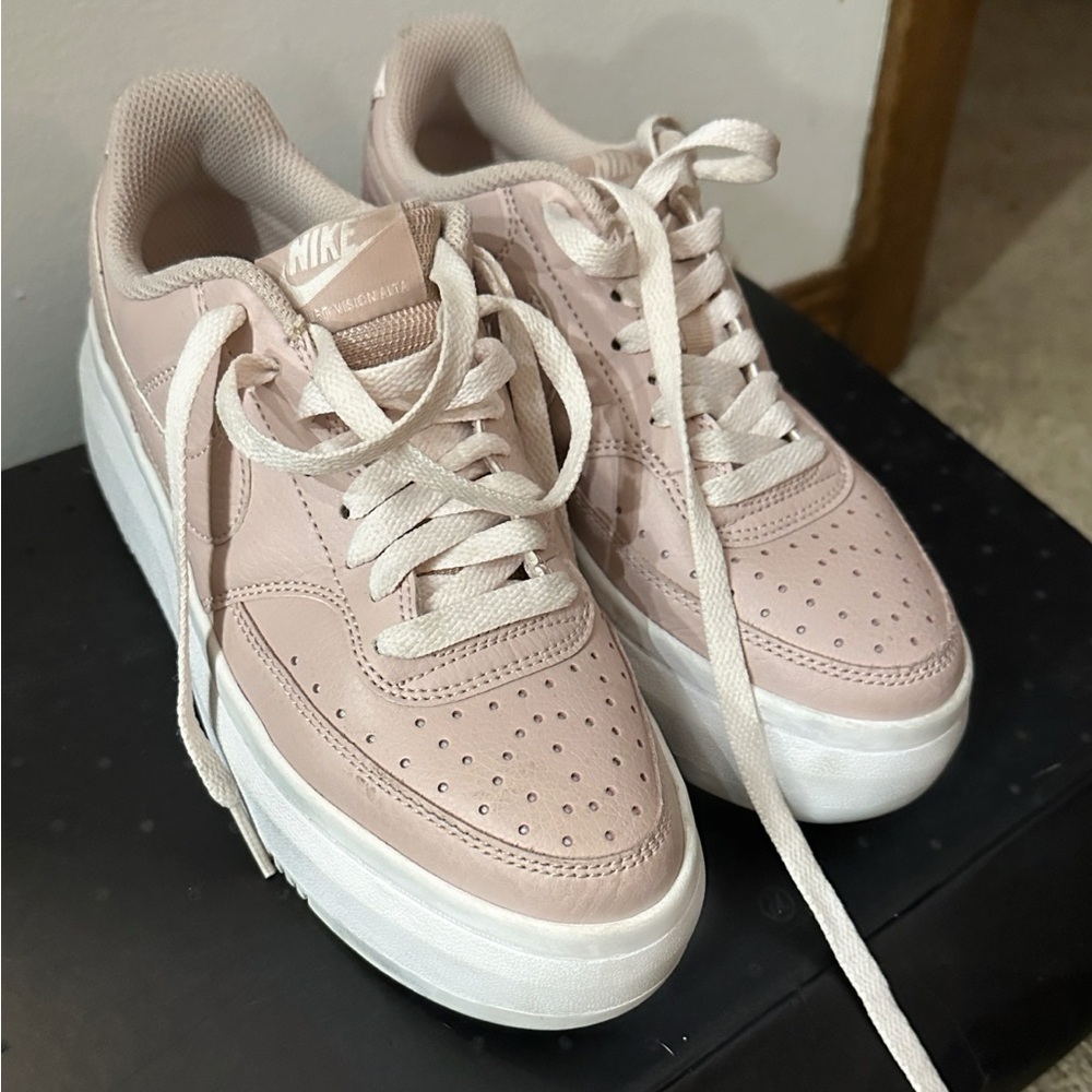 Nike Women's court vision Alta leather platform sneaker